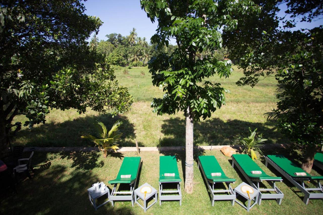 Barefoot Bungalow Hikka Hikkaduwa Kültér fotó