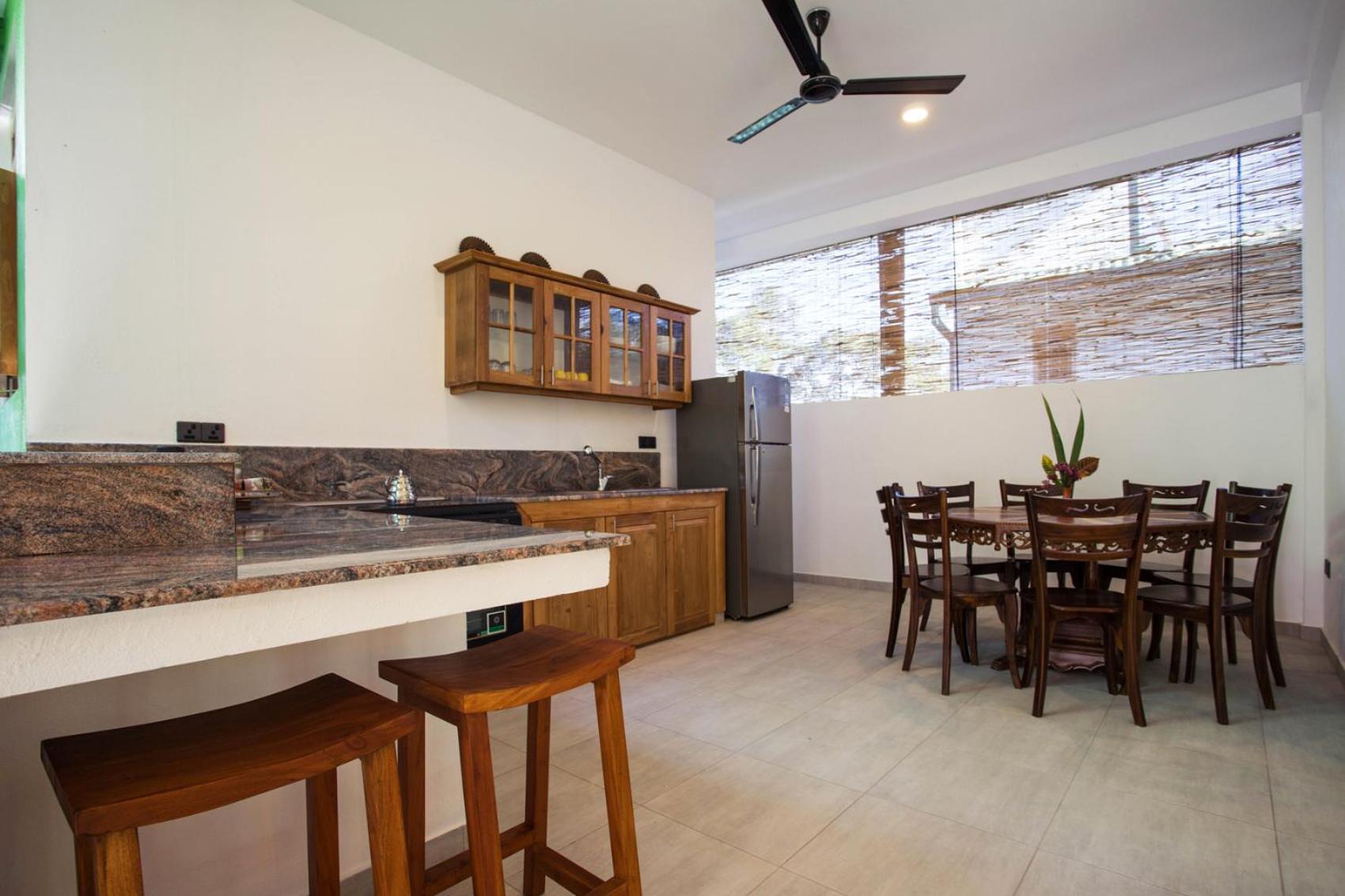 Barefoot Bungalow Hikka Hikkaduwa Kültér fotó