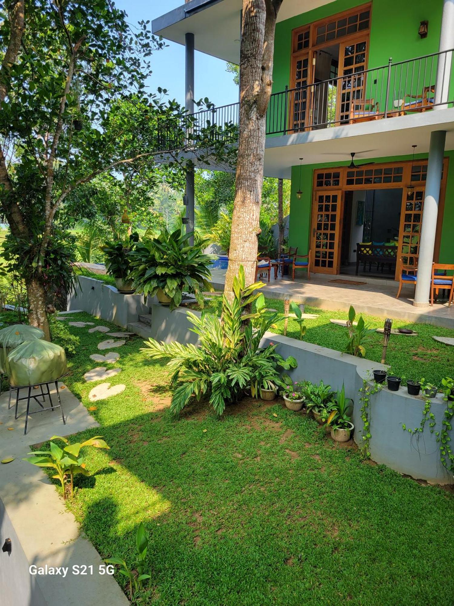 Barefoot Bungalow Hikka Hikkaduwa Kültér fotó