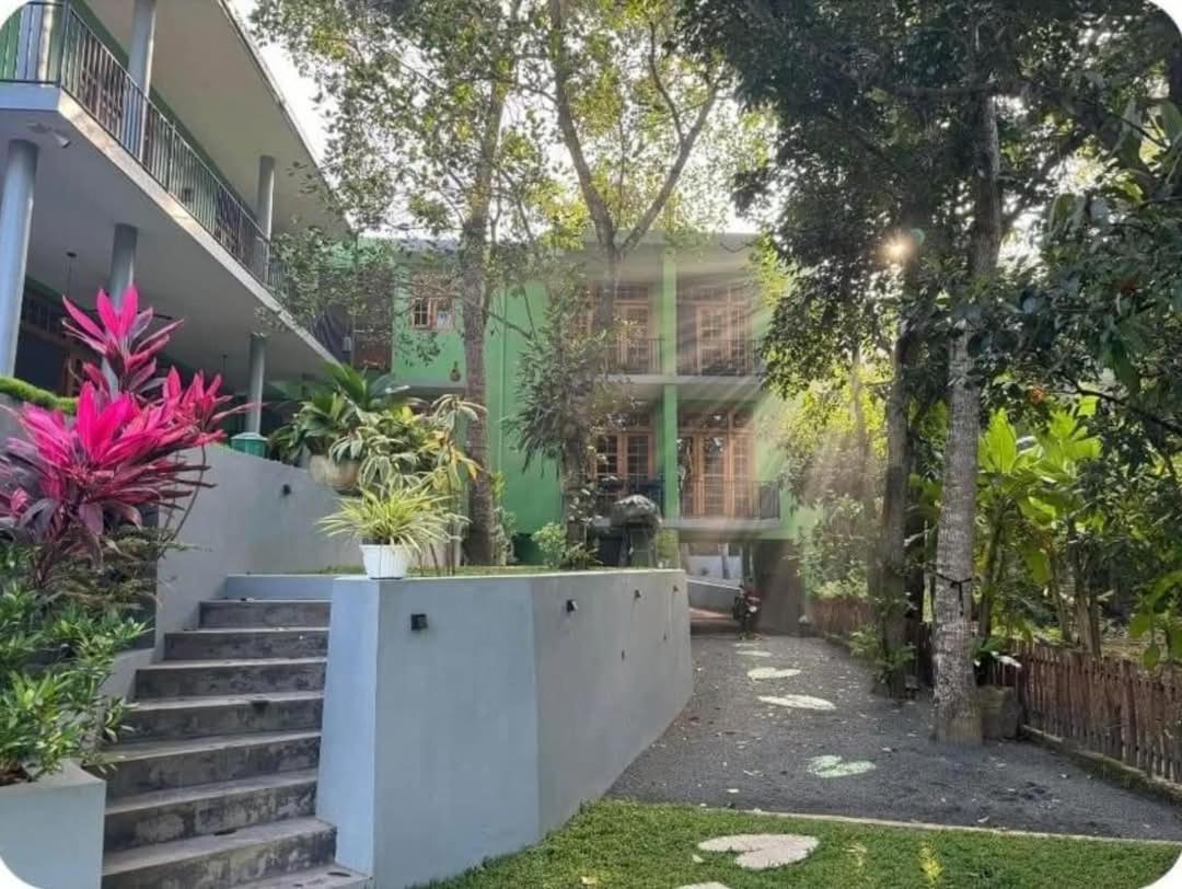 Barefoot Bungalow Hikka Hikkaduwa Kültér fotó